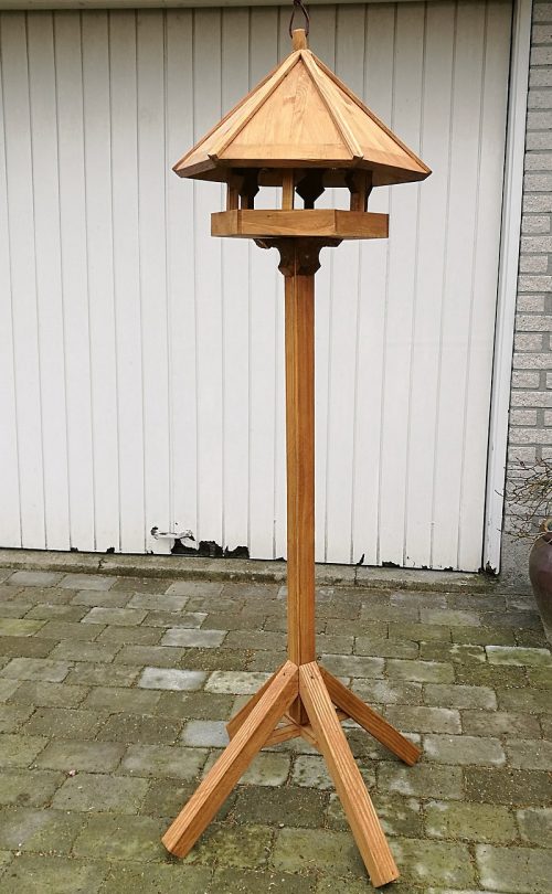 stativ med 6 kantet foderhus str. 2